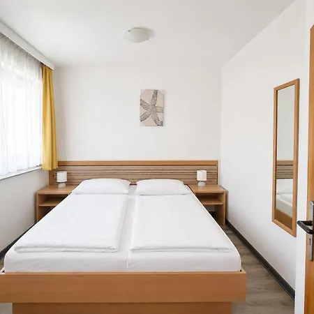 Gæstehus Haus Weierts 3*