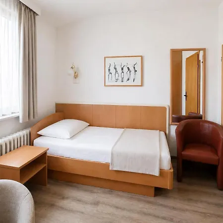 Haus Weierts Gæstehus 3*